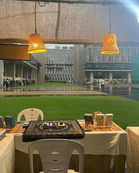 Seeking clarity and good vibes? 🔮✨ Step into our cozy tarot & wellness corner at the latest campus pop-up. #TarotReading #Wellness #Mindfulness #BlissPopUp